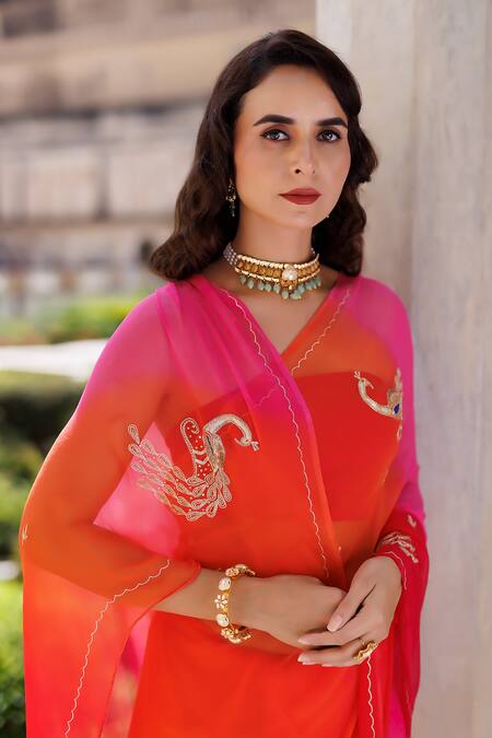 Geroo Jaipur Pink Chiffon Embroidery Peacock Motif Shaded Saree With Unstitched Blouse Piece at Aza Fashions Geroo Jaipur_Pink Chiffon Embroidery Peacock Motif Shaded Saree With Unstitched Blouse Piece _at_Aza_Fashions