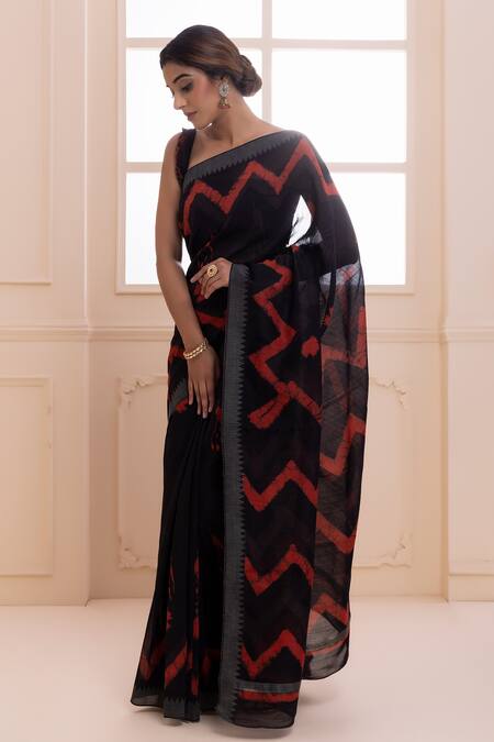 Buy Geroo Jaipur Red Chanderi Chevron Print Saree With Unstitched Blouse Piece Online at Aza Fashions Buy_Geroo Jaipur_Red Chanderi Chevron Print Saree With Unstitched Blouse Piece_Online_at_Aza_Fashions