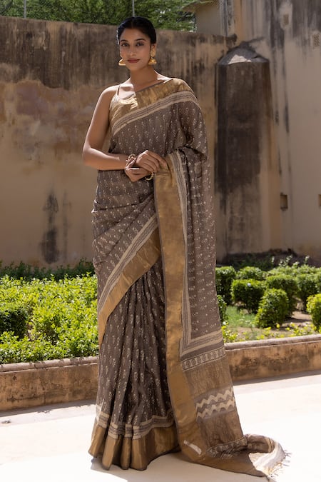 Geroo Jaipur Grey Pure Tussar Silk Hand Block Printed Saree With Unstitched Blouse Piece