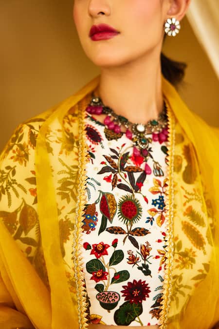 Buy Nikasha Ivory Viscose, , Organza, Net Sequins Kohinoor Jaal Print Lehenga Set Online at Aza Fashions Buy_Nikasha_Ivory Viscose, , Organza, Net Sequins Kohinoor Jaal Print Lehenga Set _Online_at_Aza_Fashions