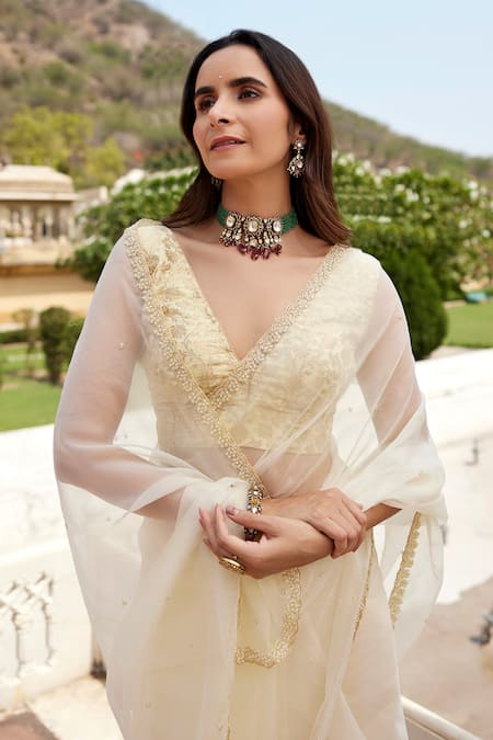 Buy_Geroo Jaipur_Cream Organza Pearls Saree With Unstitched Brocade Blouse Piece_Online_at_Aza_Fashions