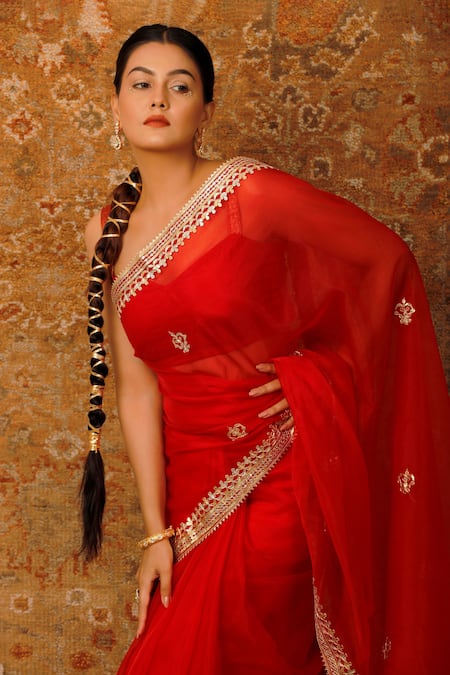 Buy_Geroo Jaipur_Red Organza Gota Patti Work Saree With Unstitched Blouse Piece 