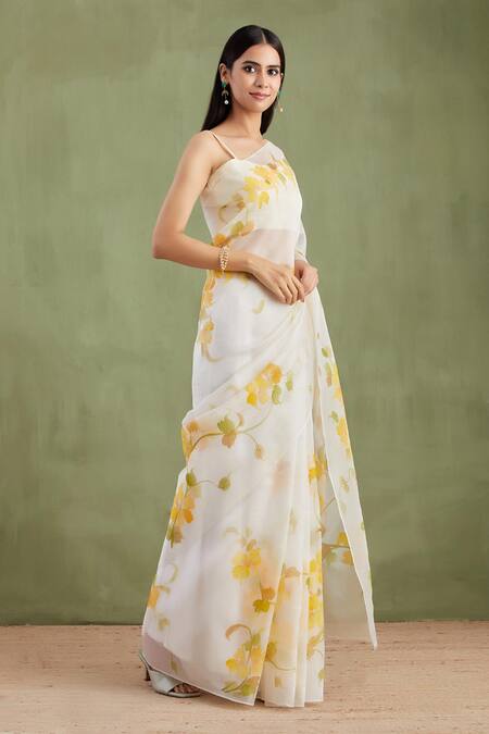 Buy Geroo Jaipur Off White Organza Floral Hand Painted Saree With Unstitched Blouse Piece Online at Aza Fashions Buy_Geroo Jaipur_Off White Organza Floral Hand Painted Saree With Unstitched Blouse Piece _Online_at_Aza_Fashions