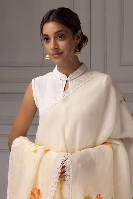 Geroo Jaipur_Beige Organza Floret Hand Painted Dupatta _Online_at_Aza_Fashions