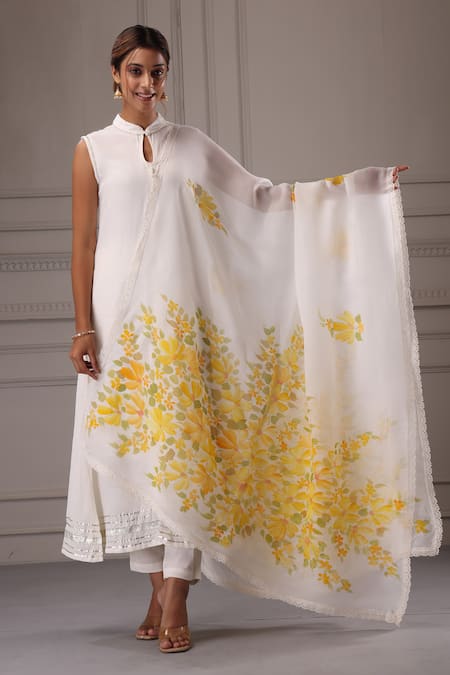 Geroo Jaipur Botanical Hand Painted Dupatta 