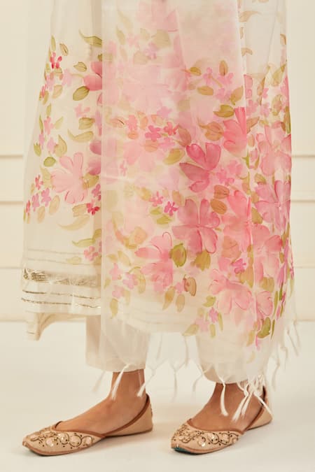 Geroo Jaipur Hand Painted Floral Dupatta 