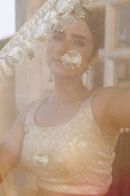 Shop_Geroo Jaipur_Yellow Organza Gota Patti Ombre Work Saree With Unstitched Blouse Piece _Online_at_Aza_Fashions