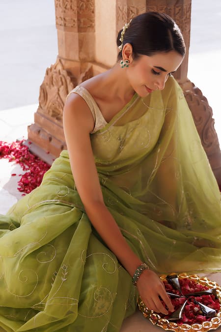 Shop Geroo Jaipur Green Organza Embroidery, Cut Work Resham Saree With Unstitched Blouse Piece Online at Aza Fashions Shop_Geroo Jaipur_Green Organza Embroidery, Cut Work Resham Saree With Unstitched Blouse Piece _Online_at_Aza_Fashions