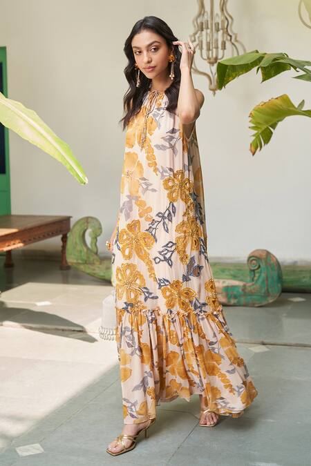 Varun Bahl Grey Georgette Printed Floral Pattern Halter Neck Dress at Aza Fashions Varun Bahl_Grey Georgette Printed Floral Pattern Halter Neck Dress_at_Aza_Fashions