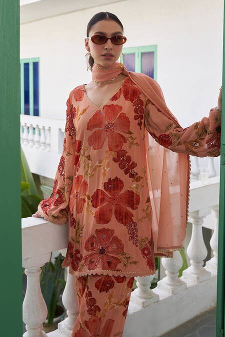 Buy Varun Bahl Peach Crepe, Georgette, Lurex, Muslin Floral Print Short Kurta Trouser Set Online at Aza Fashions Buy_Varun Bahl_Peach Crepe, Georgette, Lurex, Muslin Floral Print Short Kurta Trouser Set _Online_at_Aza_Fashions