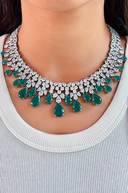 PRERTO Green Stones, Diamonds Daffodil Bead Embellished Necklace Set