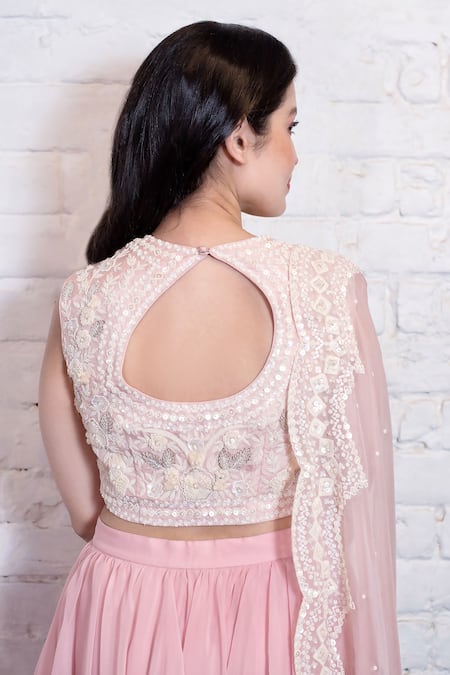 Vasavi Shah Pink , Organza Embroidery, Sequins Round Floral Blouse Lehenga Set at Aza Fashions Vasavi Shah_Pink , Organza Embroidery, Sequins Round Floral Blouse Lehenga Set _at_Aza_Fashions
