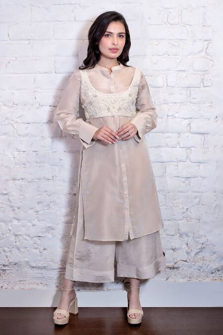 Vasavi Shah_Ivory Silk, Tissue Sequins, Embroidery Collared, Shawl Shirt Kurta And Pant Set _Online_at_Aza_Fashions