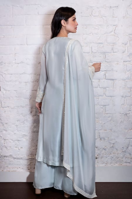 Vasavi Shah Floral Embroidered Kurta Pant Set 