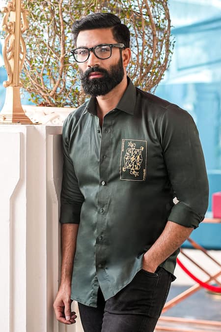 Shop Avalipt Green Cotton Blend Hand Painted Joker Card Baazigar Shirt at Aza Fashions Shop_Avalipt_Green Cotton Blend Hand Painted Joker Card Baazigar Shirt_at_Aza_Fashions