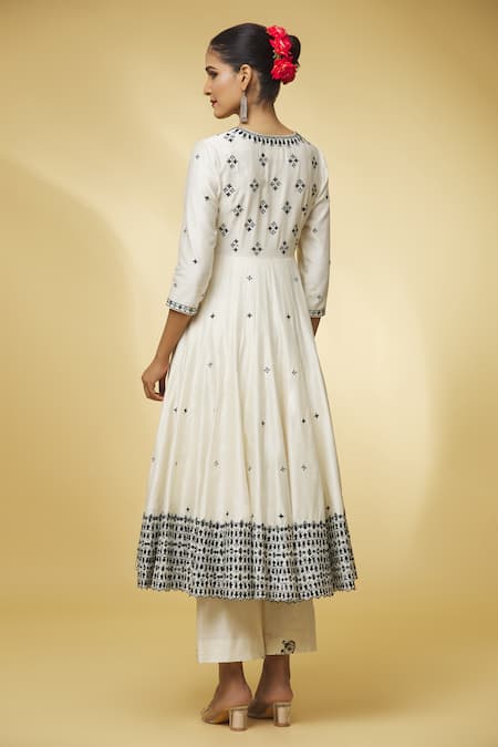 Punit Balana Ivory Chanderi Silk, Handloom Cotton Embroidery, Mirrors Round Neck Anarkali Set Online at Aza Fashions Punit Balana_Ivory Chanderi Silk, Handloom Cotton Embroidery, Mirrors Round Neck Anarkali Set _Online_at_Aza_Fashions