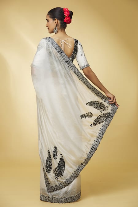 Punit Balana Ivory Chanderi Silk, Organza Embroidery, Resham Bordered Saree With Blouse Online at Aza Fashions Punit Balana_Ivory Chanderi Silk, Organza Embroidery, Resham Bordered Saree With Blouse _Online_at_Aza_Fashions