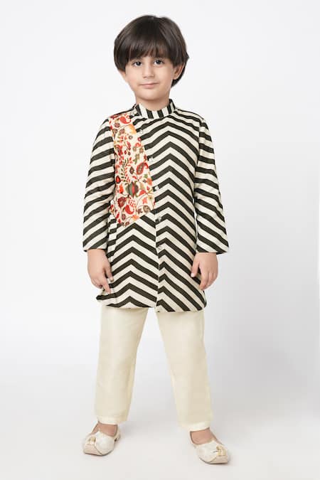 LIL DRAMA Chevron Print Kurta With Pant 