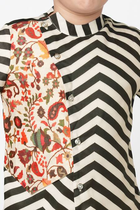 Shop Lil Drama Black Polyester, Muslin Embroidery Chevron Print Kurta With Pant Online at Aza Fashions Shop_Lil Drama_Black Polyester, Muslin Embroidery Chevron Print Kurta With Pant _Online_at_Aza_Fashions