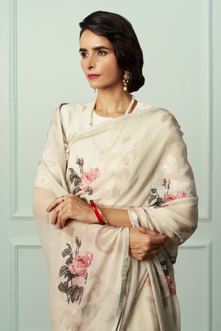Shop_Atelier Shikaarbagh_Off White Chiffon, Achala Floral Print Saree With Unstitched Blouse Piece _Online_at_Aza_Fashions