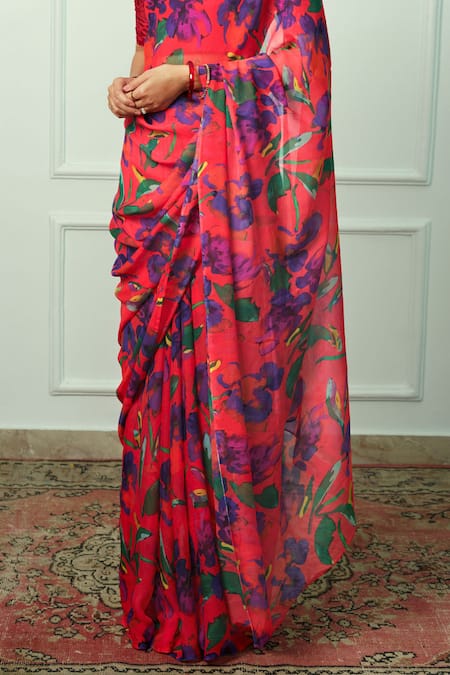 Buy_Atelier Shikaarbagh_Red Chiffon, Organza Radhika Floral Print Saree With Unstitched Blouse Piece _Online_at_Aza_Fashions