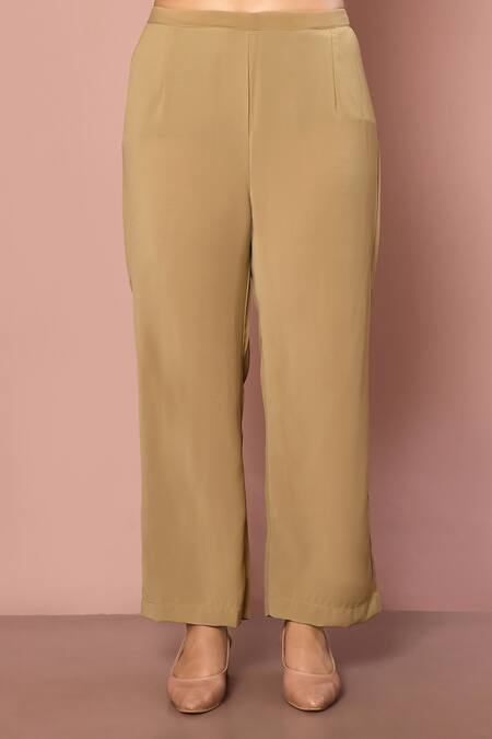 Naintara Bajaj_Beige Italian Fabric Floral Shirt Collar Motif Kurta And Pant Set _Online_at_Aza_Fashions