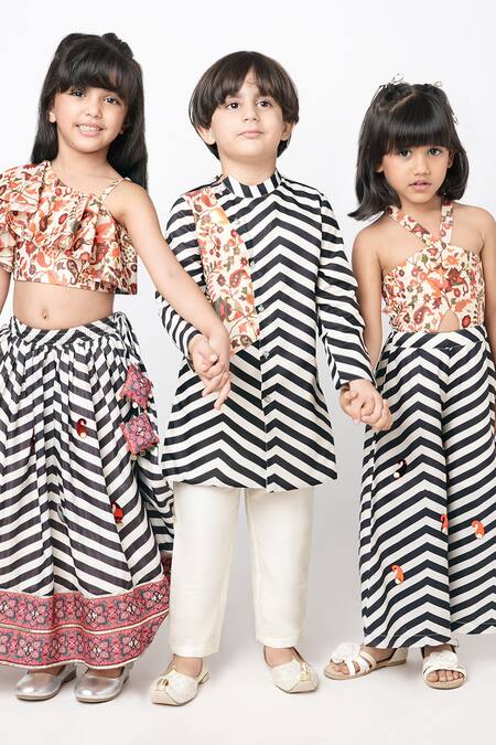 Buy Lil Drama Multi Color Polyester, Lurex Embroidery Floral Print Panel Jumpsuit Buy_Lil Drama_Multi Color Polyester, Lurex Embroidery Floral Print Panel Jumpsuit