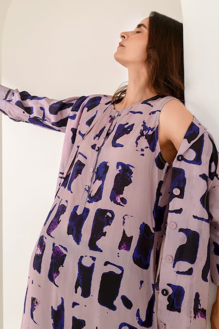 Shop Kameez Purple Silk Collared Modern Art Printed Jacket And Pant Set Online at Aza Fashions Shop_Kameez_Purple Silk Collared Modern Art Printed Jacket And Pant Set _Online_at_Aza_Fashions