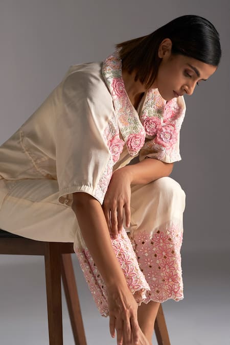 Shop_Koashee By Shubitaa_Off White Silk Embroidery Collared Zardozi Jacket Pant Set _Online_at_Aza_Fashions