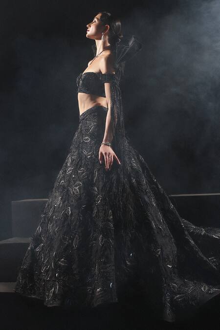Amit GT_Black Tulle Hand Embroidered Leaf Luna Lehenga With Structured Blouse  _Online_at_Aza_Fashions