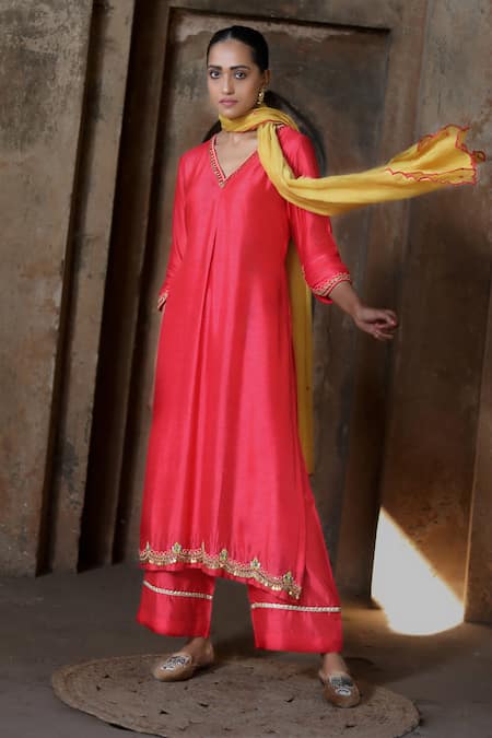 Label Kinjal Modi V Neck Emroidered Anarkali Pant Set 