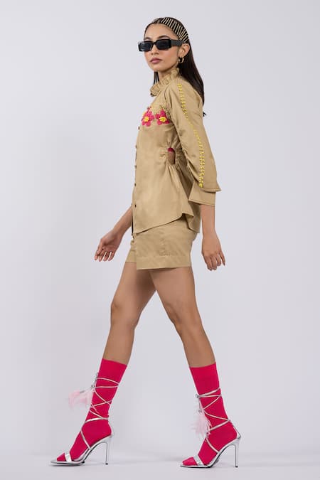 The Dramebaaz CO Beige Cotton Beads, Embroidery Collared Petal Poetry Jacket And Shorts Set Online at Aza Fashions The Dramebaaz CO_Beige Cotton Beads, Embroidery Collared Petal Poetry Jacket And Shorts Set _Online_at_Aza_Fashions