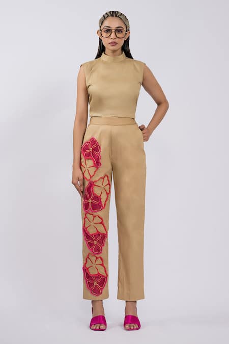 The Dramebaaz CO Cotton Top & Embroidered Pant Set 