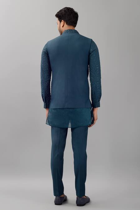 Shop Siddhesh Chauhan Green Terrycloth Embroidery Cut Dana Bundi at Aza Fashions Shop_Siddhesh Chauhan_Green Terrycloth Embroidery Cut Dana Bundi_at_Aza_Fashions