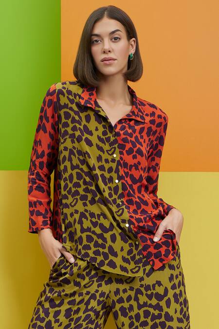 Nautanky_Green Crepe Shawl Neck Cheetah Print Shirt And Pant Set _Online_at_Aza_Fashions