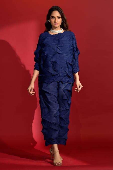 Crimp Blue Polyester Boat Neck Chevron Textured Pattern Top With Pant 