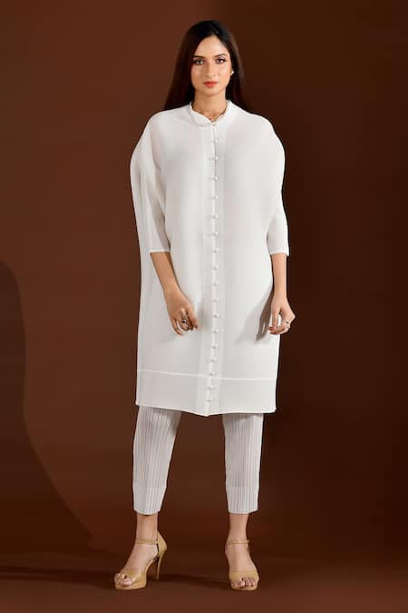 Crimp White Polyester V-neck Button Down Long Top With Pant