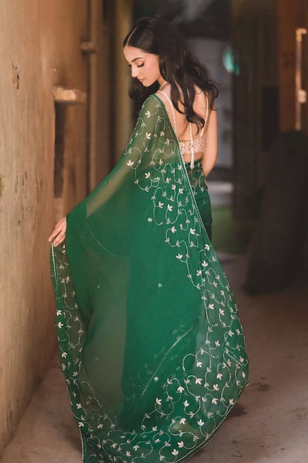 Priyal Bhardwaj Floral Embroidered Chiffon Saree Set 