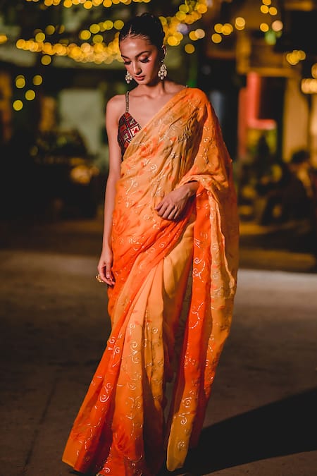 Priyal Bhardwaj_Yellow Chiffon Embroidery, Zari Floral Saree _Online_at_Aza_Fashions