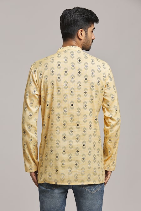 Shop Arihant Rai Sinha Yellow Cotton Geometric Print Short Kurta at Aza Fashions Shop_Arihant Rai Sinha_Yellow Cotton Geometric Print Short Kurta _at_Aza_Fashions