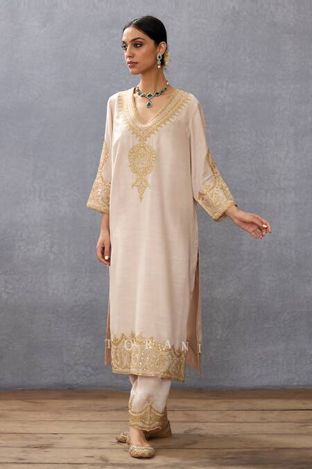 Torani Ivory Silk, Cotton Sequins, Embroidery V-neck Gul Bano Qashi Kurta And Pant Set Online at Aza Fashions Torani_Ivory Silk, Cotton Sequins, Embroidery V-neck Gul Bano Qashi Kurta And Pant Set _Online_at_Aza_Fashions