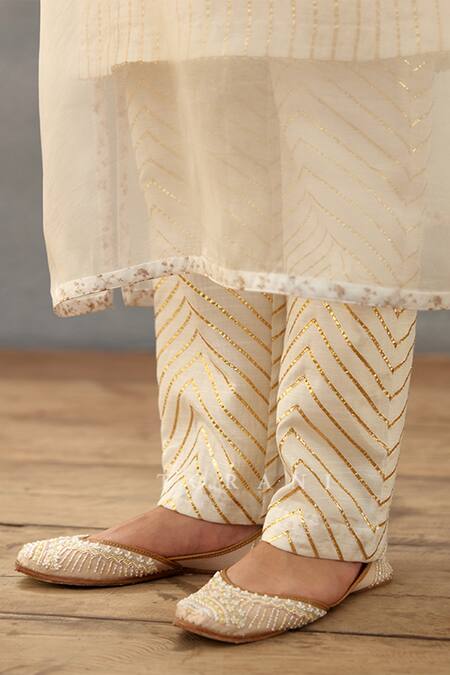 Torani Ivory Silk Organza, Handloom , Gul Bano Revathi Kurta And Pant Set at Aza Fashions Torani_Ivory Silk Organza, Handloom , Gul Bano Revathi Kurta And Pant Set _at_Aza_Fashions