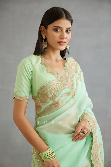 Buy Torani Green Silk Organza, Cotton Gul Neer Idika Scallop Border Embroidered Saree Online at Aza Fashions Buy_Torani_Green Silk Organza, Cotton Gul Neer Idika Scallop Border Embroidered Saree _Online_at_Aza_Fashions