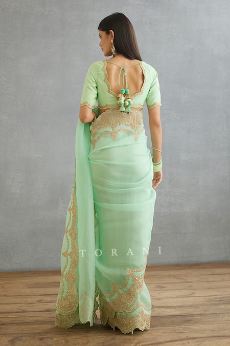 Shop Torani Green Silk Organza, Cotton Gul Neer Idika Scallop Border Embroidered Saree at Aza Fashions Shop_Torani_Green Silk Organza, Cotton Gul Neer Idika Scallop Border Embroidered Saree _at_Aza_Fashions