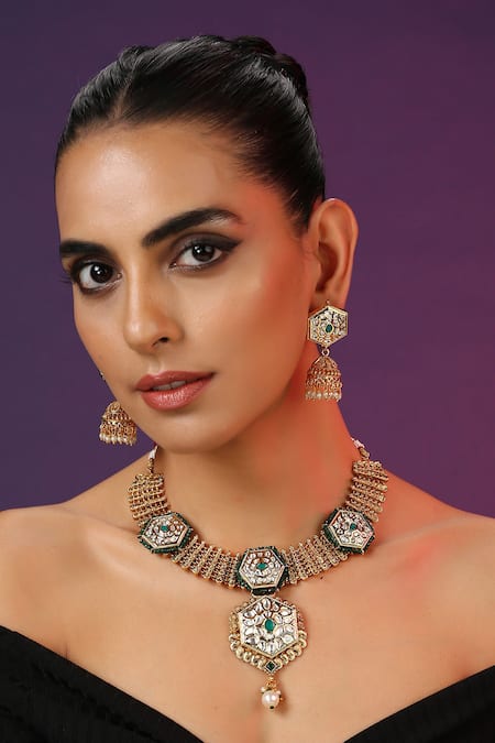 Swabhimann Kundan Embellished Necklace Set 