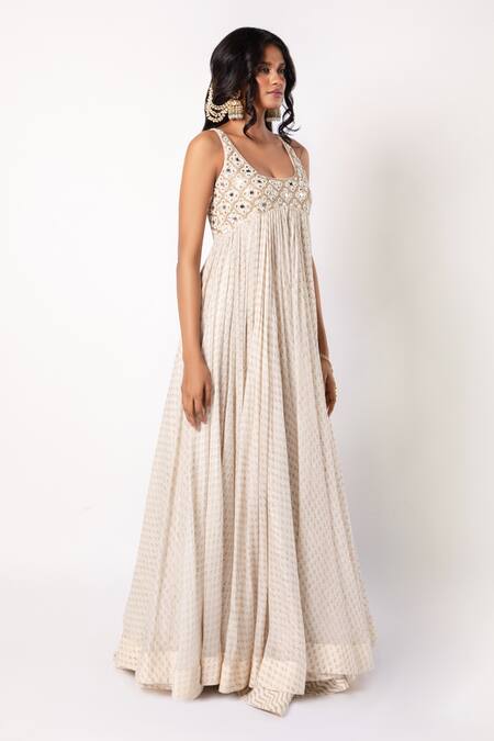 Labbada_Ivory 45 Gms Light Chanderi Silk Embroidered Bead Round And Mirror Anarkali Set_Online_at_Aza_Fashions