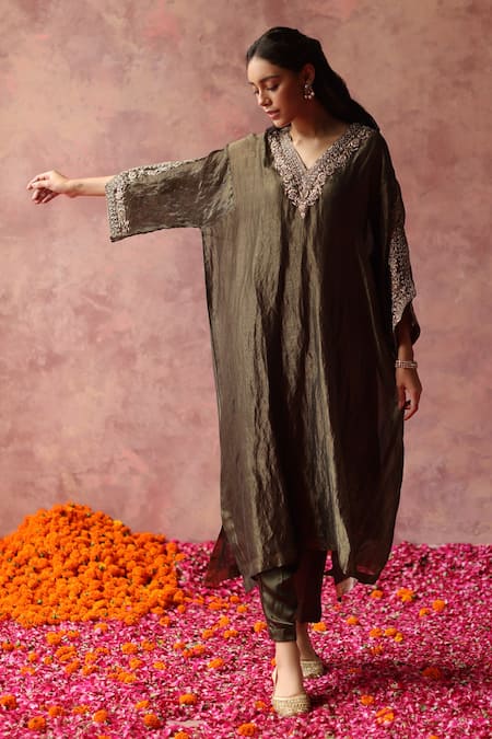 Shop Begum Green Satin, Tissue Zari V-neck Heer Neckline Embellished Phiran And Pant Set Online at Aza Fashions Shop_Begum_Green Satin, Tissue Zari V-neck Heer Neckline Embellished Phiran And Pant Set _Online_at_Aza_Fashions