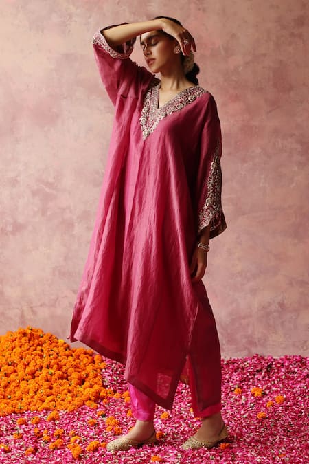 Buy_Begum_Fuchsia Tissue, Satin Embroidery Heer Zardozi Embellished Phiran And Pant Set _Online_at_Aza_Fashions