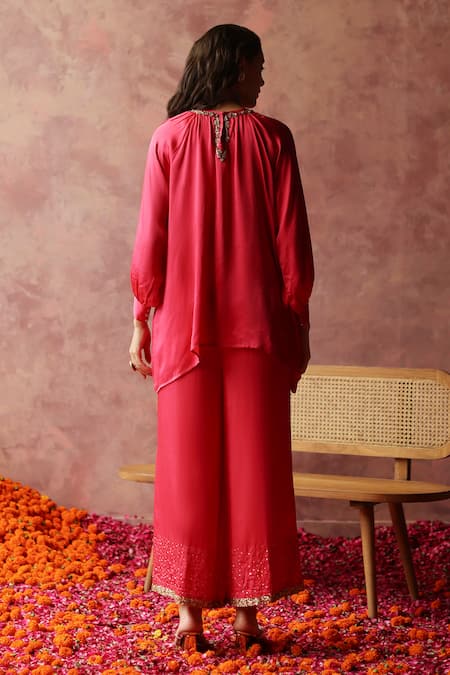 Begum Ishaaira Zardozi Neckline Embroidered Top & Pant Set 