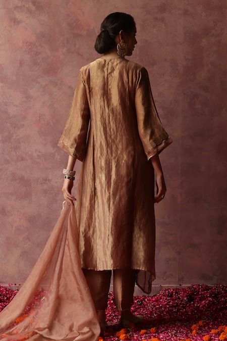 Shop Begum Gold Silk, Satin, Organza Sequins, Gota Patti Paakizah Embroidered Kurta Set at Aza Fashions Shop_Begum_Gold Silk, Satin, Organza Sequins, Gota Patti Paakizah Embroidered Kurta Set _at_Aza_Fashions